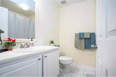 5711 Bentgrass Drive #19-202, Sarasota, FL 34235 - Photo 15