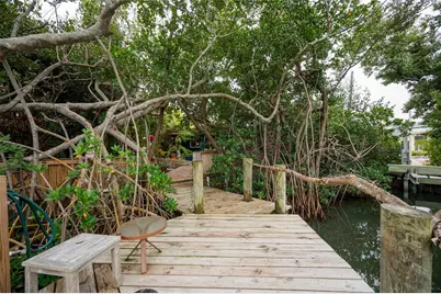 504 58th Street, Holmes Beach, FL 34217 - Photo 39