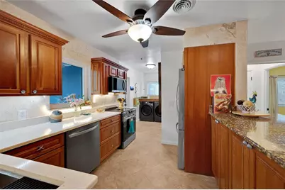 504 58th Street, Holmes Beach, FL 34217 - Photo 19