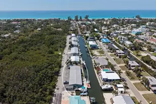 729 St Judes Dr S, Longboat Key, FL 34228 - Photo 41