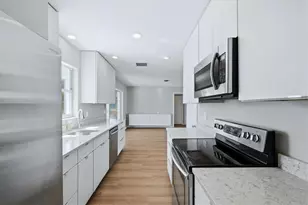 4872 Nautilus Rd, Venice, FL 34293 - Photo 5