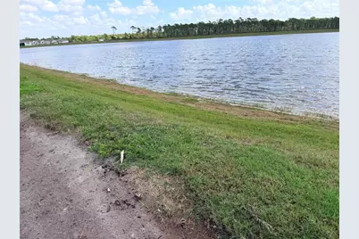 8135 Saint Kitts Circle, Englewood, FL 34224 - Photo 19