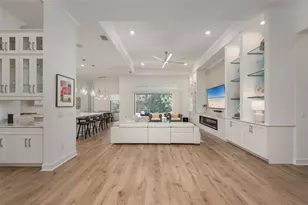 8458 Snowfall St, Sarasota, FL 34241 - Photo 3