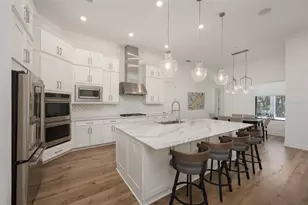 8458 Snowfall St, Sarasota, FL 34241 - Photo 11