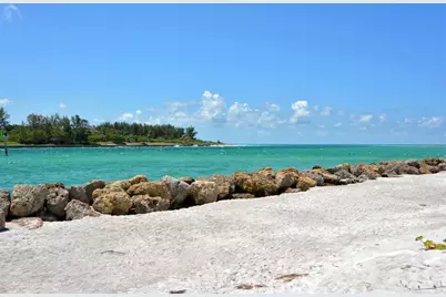 100 Sands Point Road #114, Longboat Key, FL 34228 - Photo 23