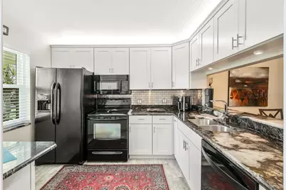 9290 Lake Park Drive #104, Fort Myers, FL 33919 - Photo 9