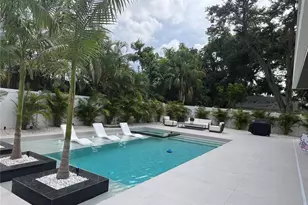 1640 Waldemere St, Sarasota, FL 34239 - Photo 3