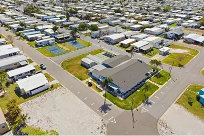 812 50th Avenue Terrace W, Bradenton, FL 34207 - Photo 61