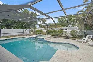 2843 New England St, Sarasota, FL 34231 - Photo 23