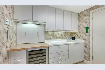 2450 Harbourside Drive #212, Longboat Key, FL 34228 - Photo 39