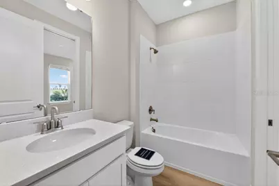 7483 Moonbeam Avenue, Sarasota, FL 34241 - Photo 23