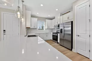 7483 Moonbeam Ave, Sarasota, FL 34241 - Photo 5