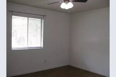 620 31st Avenue E, Bradenton, FL 34208 - Photo 9