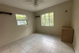 1037 40th St, Sarasota, FL 34234 - Photo 11