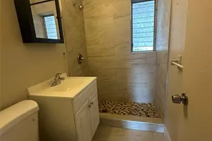 1037 40th St, Sarasota, FL 34234 - Photo 9