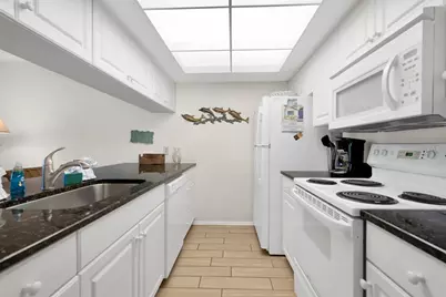 2312 Gulf Drive N #103, Bradenton Beach, FL 34217 - Photo 5