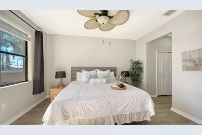 4303 Via Piedra Circle #6-101, Sarasota, FL 34233 - Photo 9