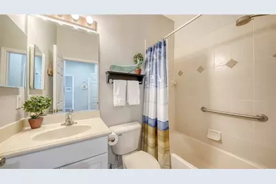 4303 Via Piedra Circle #6-101, Sarasota, FL 34233 - Photo 23