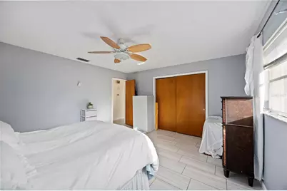 181 Sandhurst Drive, Venice, FL 34293 - Photo 29