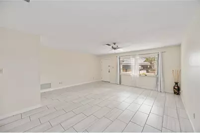 181 Sandhurst Drive, Venice, FL 34293 - Photo 5