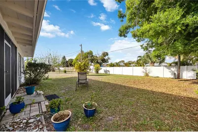 181 Sandhurst Drive, Venice, FL 34293 - Photo 43