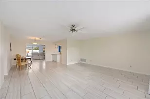 181 Sandhurst Dr, Venice, FL 34293 - Photo 7