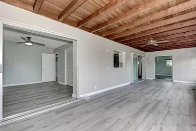 3304 Kenmore Drive, Sarasota, FL 34231 - Photo 33