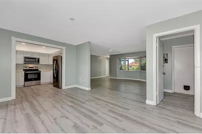 3304 Kenmore Drive, Sarasota, FL 34231 - Photo 11