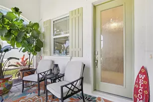 2946 Trustee Ave, Sarasota, FL 34243 - Photo 3