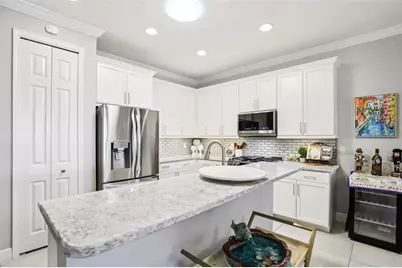 2946 Trustee Avenue, Sarasota, FL 34243 - Photo 9