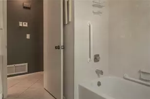 3444 El Rado Ct, Sarasota, FL 34232 - Photo 23