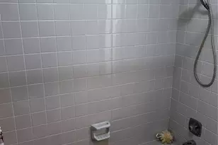 533 Lakeside Dr, Bradenton, FL 34210 - Photo 25