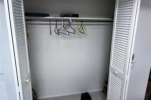 533 Lakeside Dr, Bradenton, FL 34210 - Photo 23