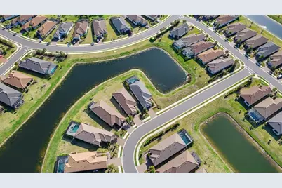 4760 Crestpoint Way, Palmetto, FL 34221 - Photo 5