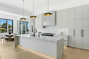 530 Chipping Ln, Longboat Key, FL 34228 - Photo 7