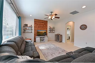 8852 Founders Circle, Palmetto, FL 34221 - Photo 9