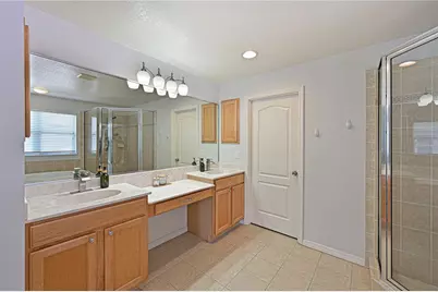 8852 Founders Circle, Palmetto, FL 34221 - Photo 15