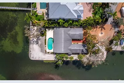 1267 Starboard Lane, Sarasota, FL 34242 - Photo 11