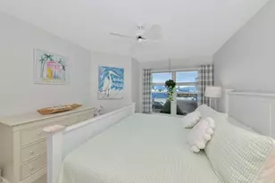 946 Sandpiper Cir, Bradenton, FL 34209 - Photo 21