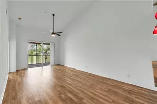 819 Fairwaycove Ln, Bradenton, FL 34212 - Photo 5