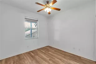 819 Fairwaycove Ln, Bradenton, FL 34212 - Photo 47