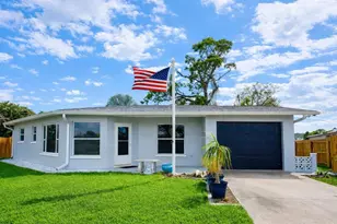 4172 Tarpon Rd, Venice, FL 34293 - Photo 1
