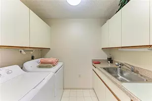 3930 Pinebrook Cir, Bradenton, FL 34209 - Photo 33