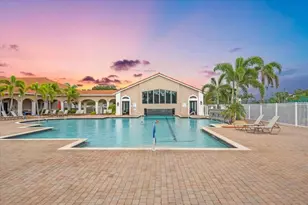 4246 65th Pl E, Sarasota, FL 34243 - Photo 45