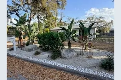 2440 Hillview Street, Sarasota, FL 34239 - Photo 3