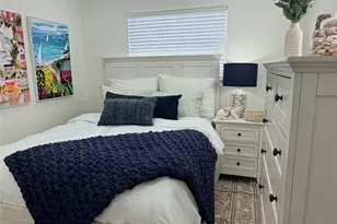 2440 Hillview St, Sarasota, FL 34239 - Photo 9