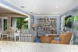 1200 E Peppertree Ln, Sarasota, FL 34242 - Photo 27