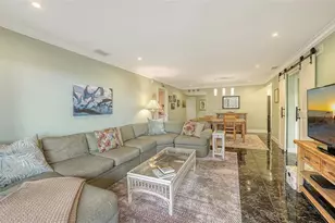 1200 E Peppertree Ln, Sarasota, FL 34242 - Photo 11