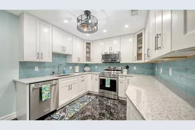 1200 East Peppertree Lane #302, Sarasota, FL 34242 - Photo 13