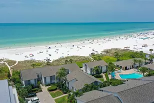 1200 E Peppertree Ln, Sarasota, FL 34242 - Photo 25